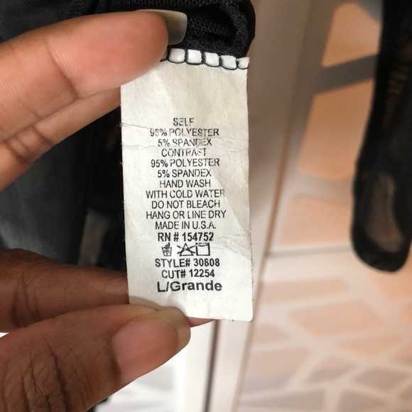 💥Sold Out💥Fashion Nova Bodysuit - Picture 3 of 6